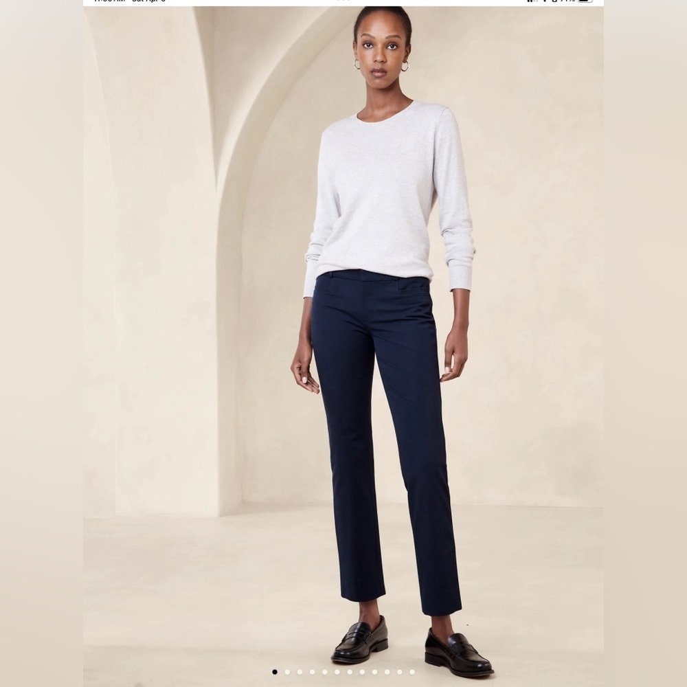 Banana Republic Navy Sloan Crop Pant, Size 4 MSRP $98